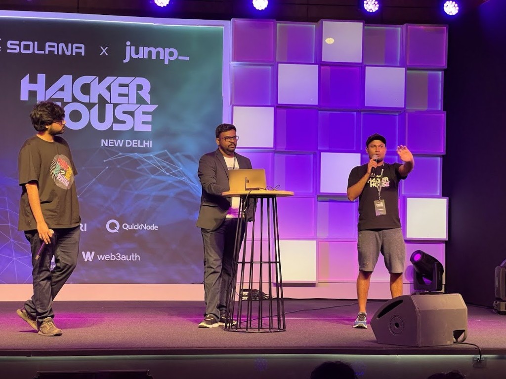 Jimmy Humania speaking at Solana x jump Hacker House New Delhi
