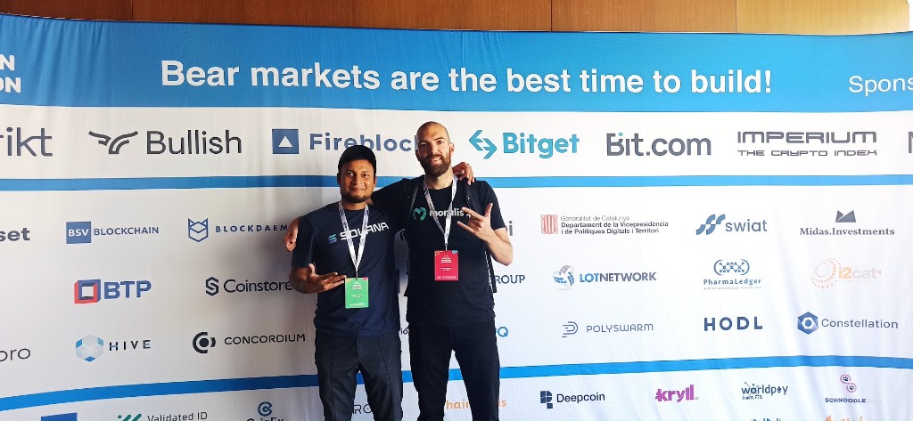 Jimmy Humania in Moralis shirt at blockchain conference